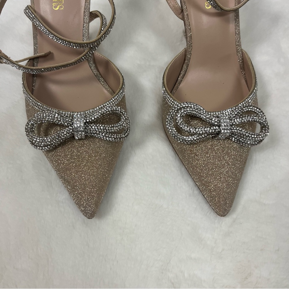 DREAM PAIRS GOLD GLITTER HEELS WITH CRYSTAL BOW SIZE 8.5 - Picture 10 of 16